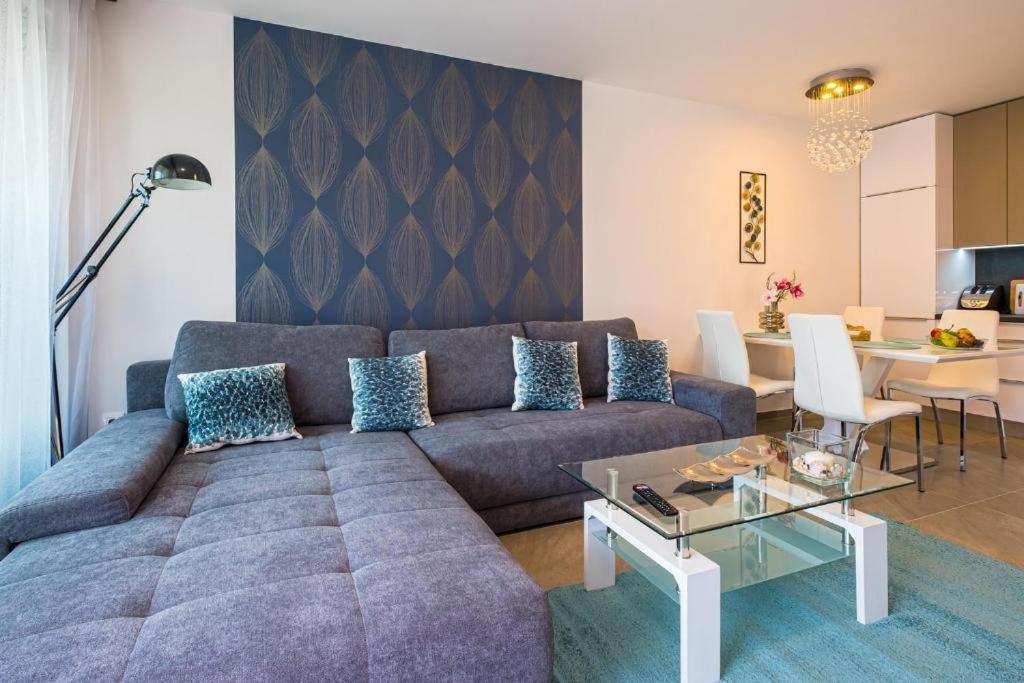 Fuered Luxury Apartman With Private Pool Балатонфюред Экстерьер фото
